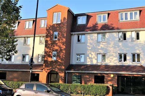 2 bedroom apartment for sale - Downham Way, Bromley. BR1