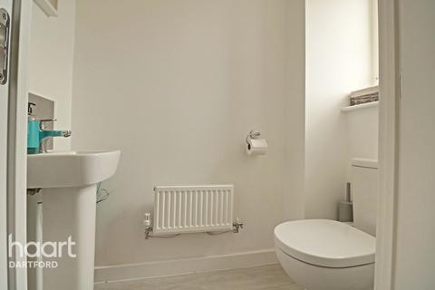 116 Ellingham View, Dartford, DA1 5UP