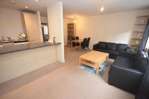 2 bedroom flat to rent, Ellis Street, Hulme, Manchester, M15 5TA