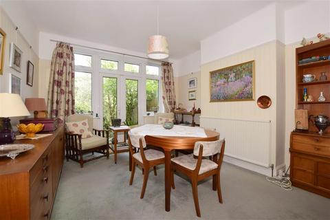 14 Greencourt Gardens, Croydon, CR0 7LH