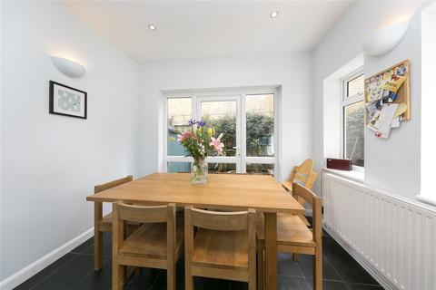 2 Grena Gardens, Richmond, TW9 1XP