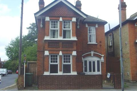 undefined, Queen Elizabeth Road, Kingston upon Thames KT2