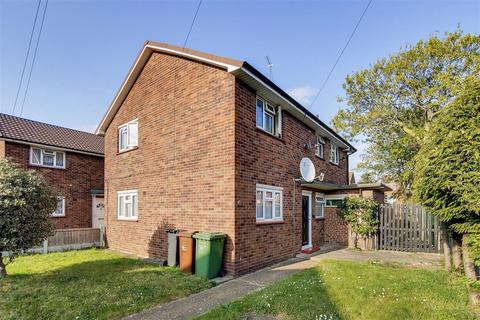 35 Buttfield Close, Dagenham, RM10 8TJ