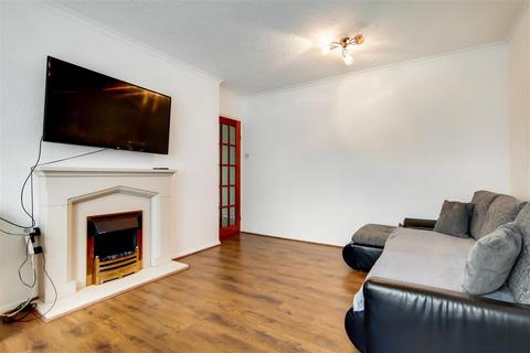 35 Buttfield Close, Dagenham, RM10 8TJ
