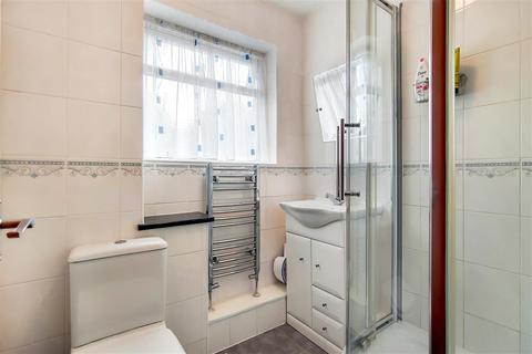 35 Buttfield Close, Dagenham, RM10 8TJ