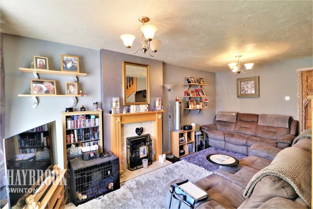 Wildene Drive, Mexborough 2 bed semidetached house £100,000