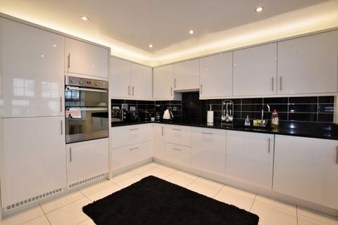 104 Old Quarry Drive, Exminster, Exeter, EX6 8FE