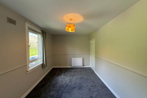 3 bedroom flat to rent, Drum Brae Terrace, Drum Brae, Edinburgh, EH4