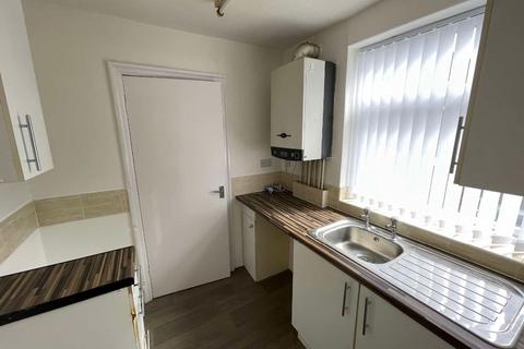 3 bedroom flat to rent, Brooklands Terrace, New York, North Shields NE29 8DS