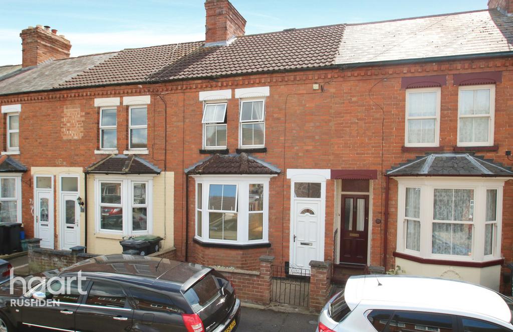 Pratt Road, Rushden 3 bed terraced house £185,000