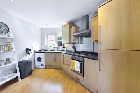 44c Priory Road, Tonbridge, TN9 2BL