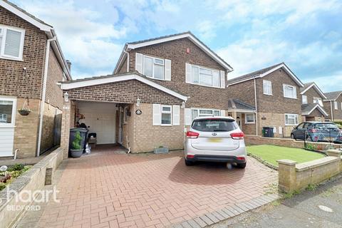 13 Swindale, Bedford, MK41 7TT