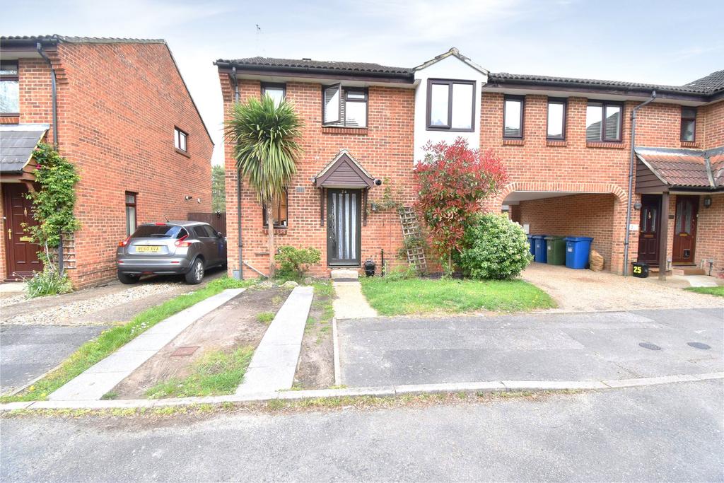 Chisbury Close, Forest Park, Bracknell, Berkshire, RG12 2 bed end of