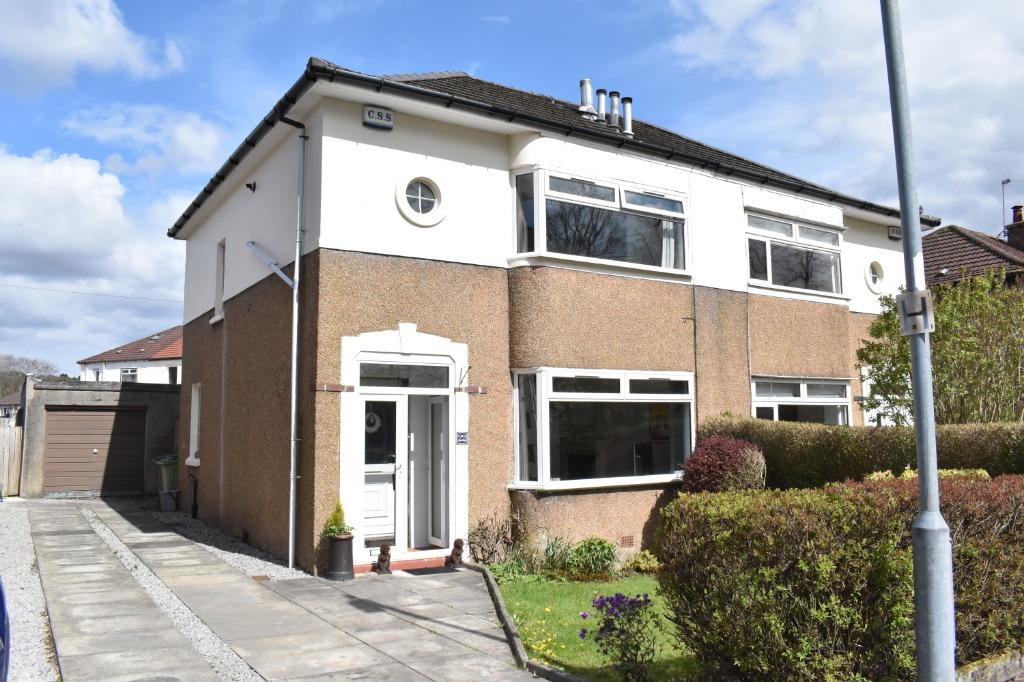 Craigton Road, Milngavie, East Dunbartonshire, G62 7JR 3 bed semi