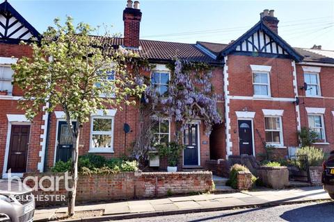 3 bedroom terraced house to rent - Central Colchester