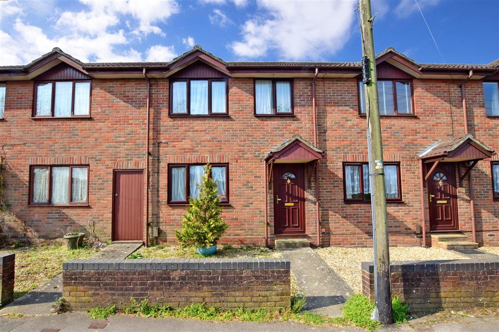 Catherington Lane, Horndean, Hampshire 3 bed terraced house £285,000