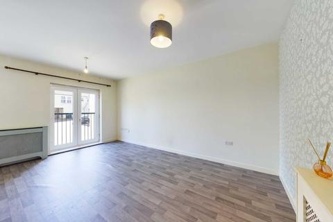 20 Adrian Close, Hemel Hempstead, HP1 1AW