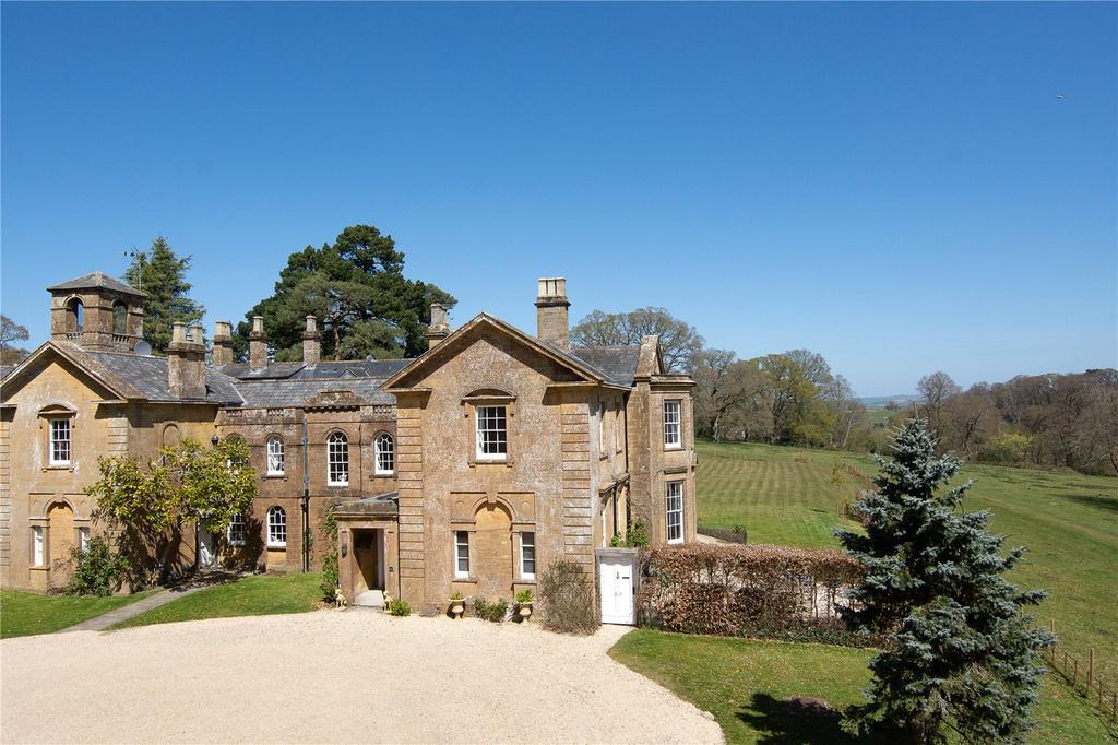 Aldon House, Dorchester Road, Yeovil, Somerset, BA20 4 bed house for