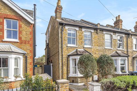 24 Canbury Avenue, Kingston Upon Thames, KT2 6JP