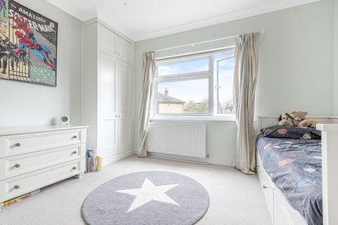 24 Canbury Avenue, Kingston Upon Thames, KT2 6JP