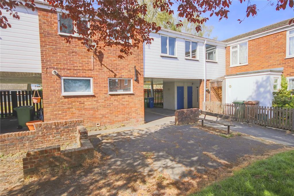 Underwood, Bracknell, RG12 2 bed mews £895 pcm (£207 pw)