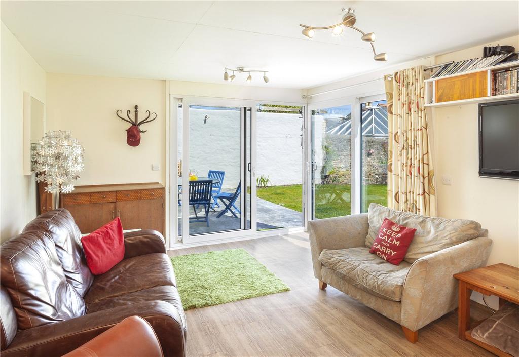 Lands House - Studio