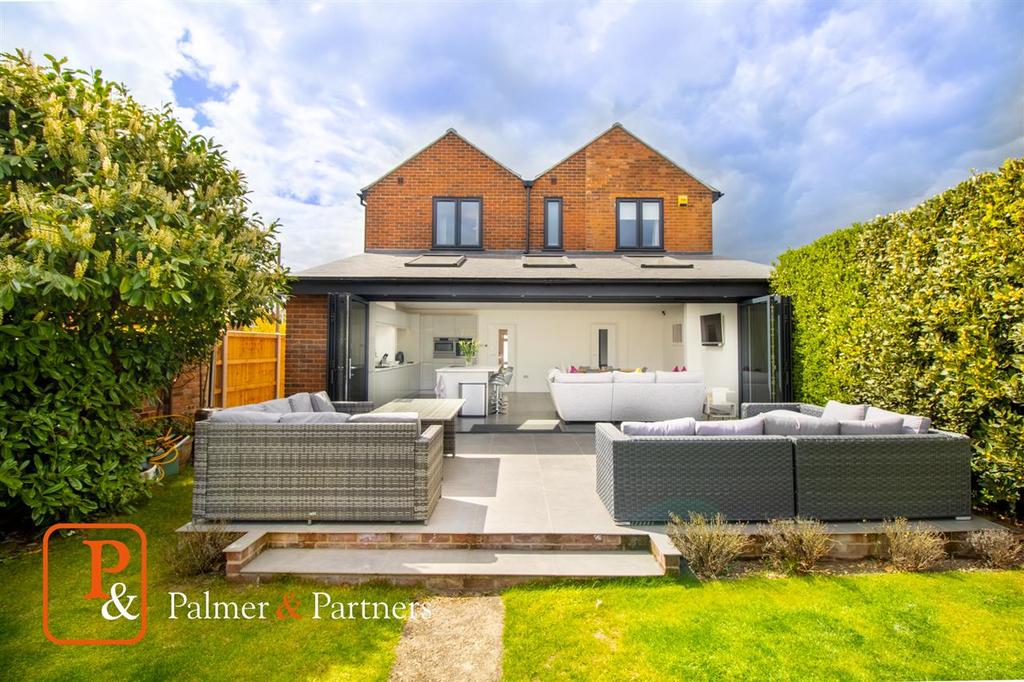 King Harold Road, Prettygate, Colchester, CO3 4 bed detached house £625,000