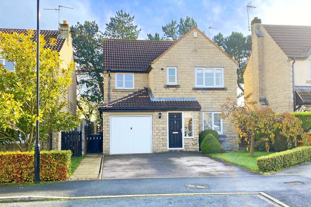 Long Acre Walk, Pannal, Harrogate... 4 bed detached house £1,550 pcm (£358 pw)