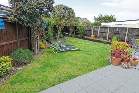 50 Cheam Road, Broadstone, BH18 9HE
