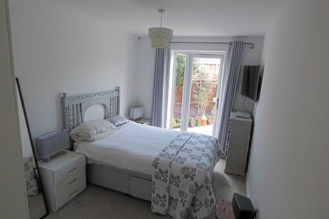 50 Cheam Road, Broadstone, BH18 9HE