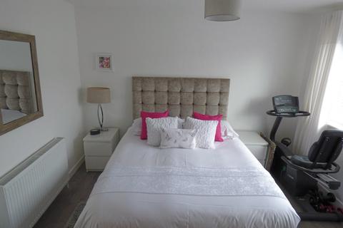 50 Cheam Road, Broadstone, BH18 9HE