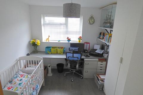 50 Cheam Road, Broadstone, BH18 9HE