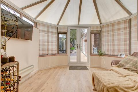 85 Crooks Lane, Studley, B80 7QY