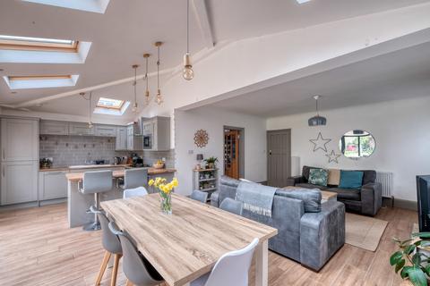 22 Beckett Road, Worcester, WR3 7NH