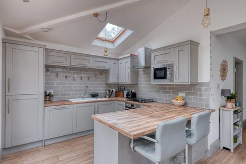 22 Beckett Road, Worcester, WR3 7NH