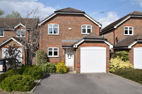 Dexter House, 4 Arlott Close, Eversley, Hook, RG27 0RT