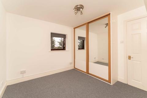 37 Comer Crescent, Southall, UB2 4XD
