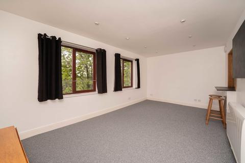 37 Comer Crescent, Southall, UB2 4XD