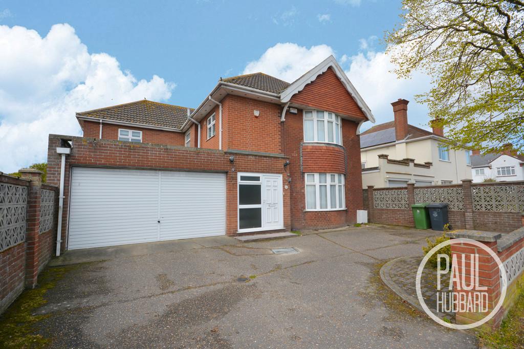 Middleton Road, Gorleston, Norfolk 5 bed detached house £370,000