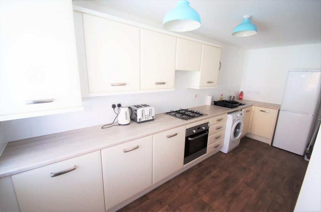 Signals Drive, Coventry, CV3 1QT 4 bed terraced house £1,200 pcm (£