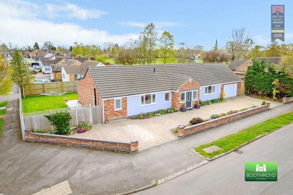 Thornby Avenue, Kenilworth 3 bed detached bungalow £725,000