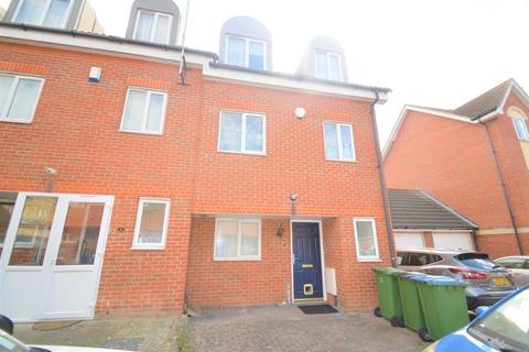 7 Teasel Crescent, London, SE28 0LP