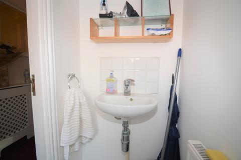 7 Teasel Crescent, London, SE28 0LP
