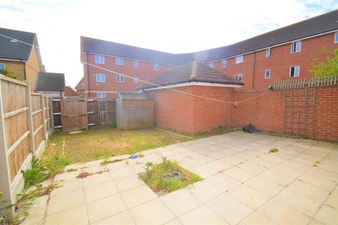 7 Teasel Crescent, London, SE28 0LP