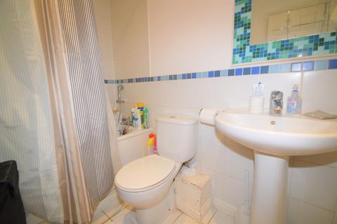 7 Teasel Crescent, London, SE28 0LP