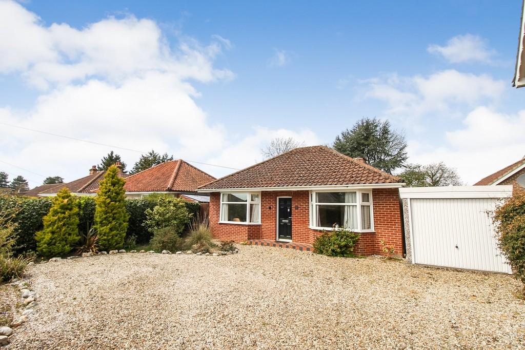 Greenland Avenue, Wymondham 3 bed detached bungalow £350,000