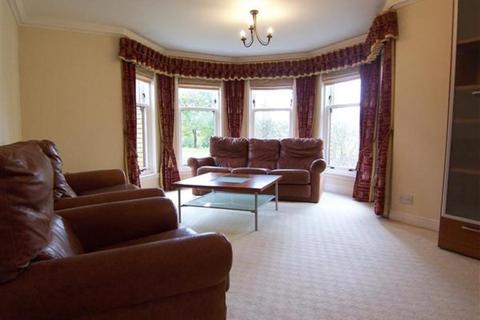 2 bedroom flat to rent, 3B Hughenden Gdns, Hughenden, Glasgow G12 9XW