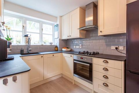 41 Tredegar Road, Emmer Green, Reading, RG4 8PF