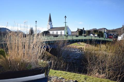14 Queens Road, Comrie, Crieff, PH6 2EF