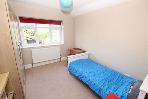 35 Charles Avenue, Grimsby, DN33 2DA